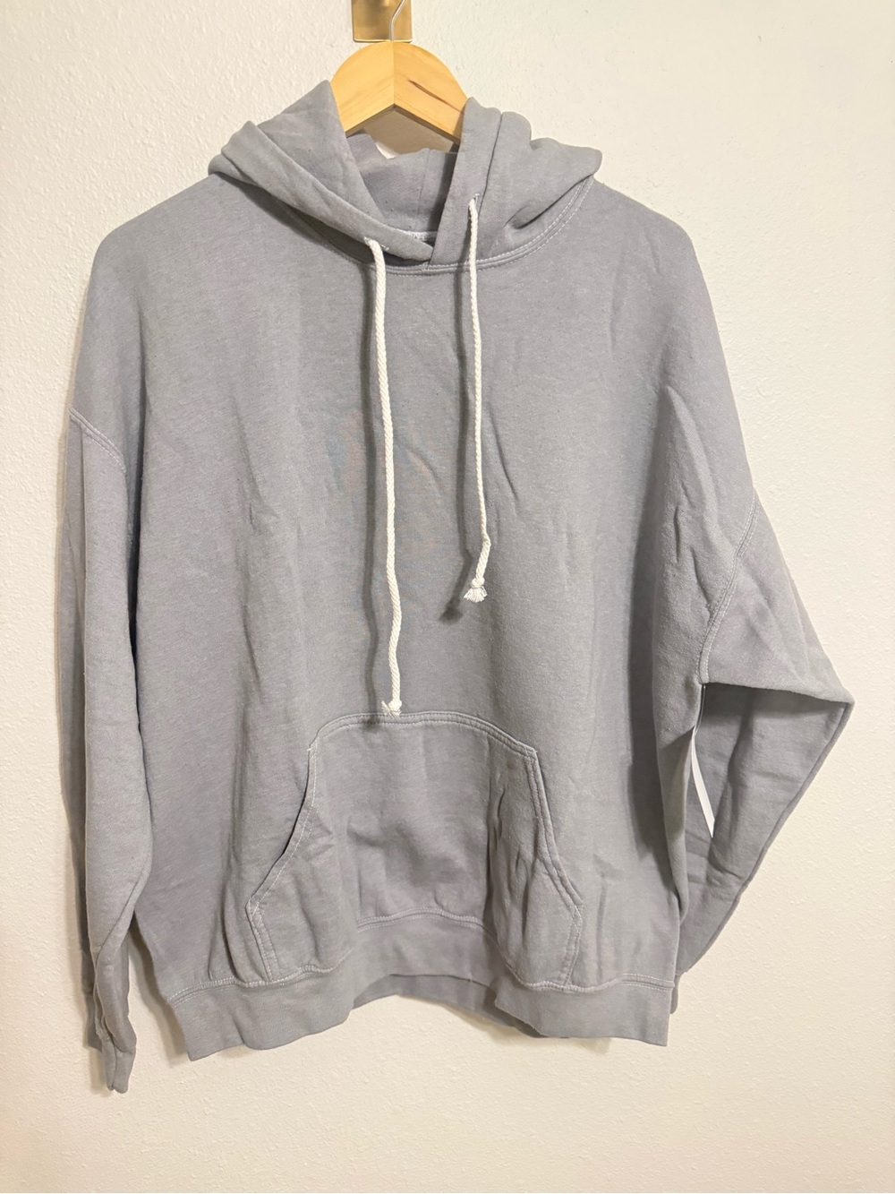 Paperbacks Men's Hoodie in Light Gray with White Drawstrings XL
